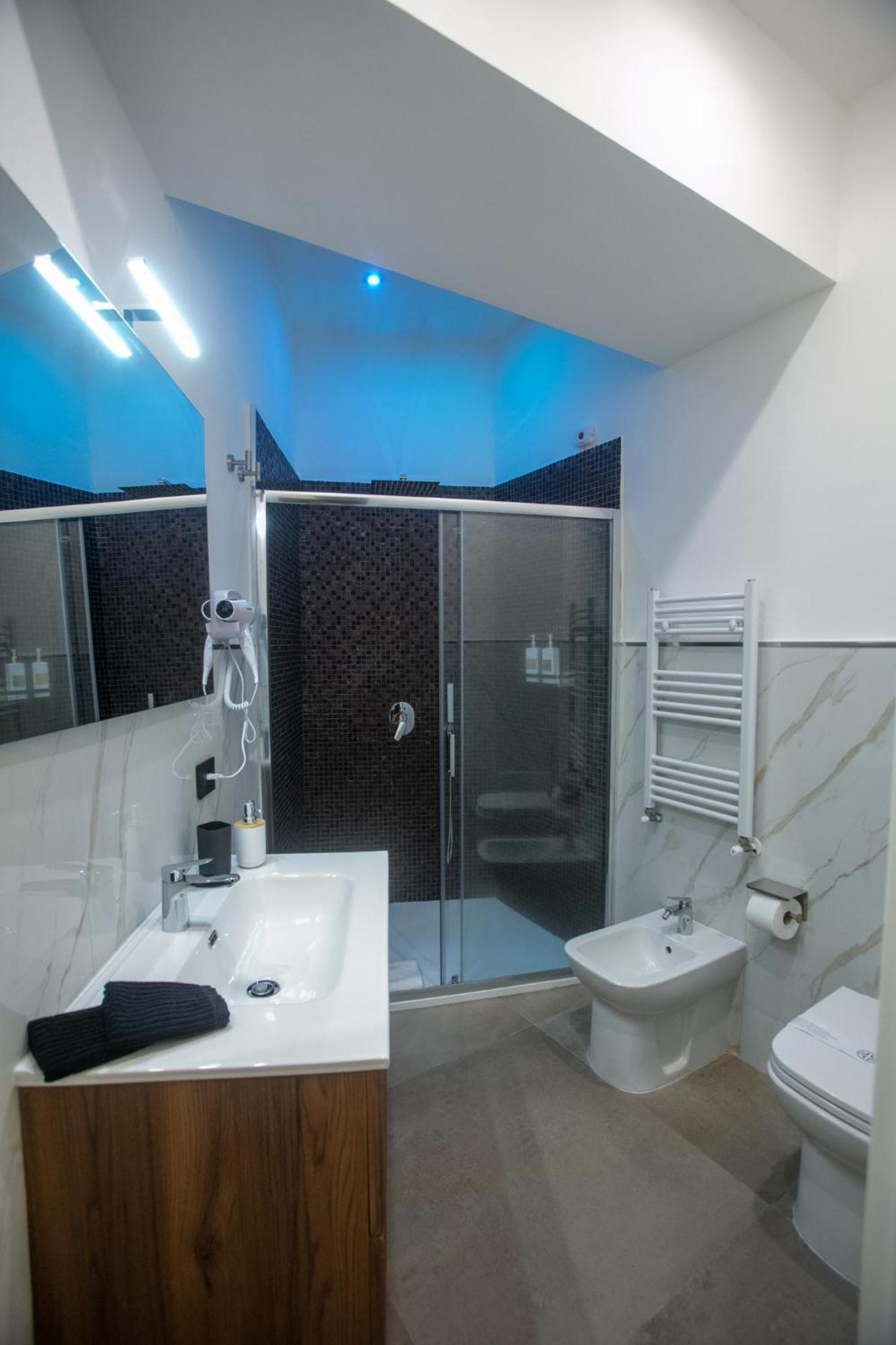 Pignasecca Domus Hotel Naples Exterior photo